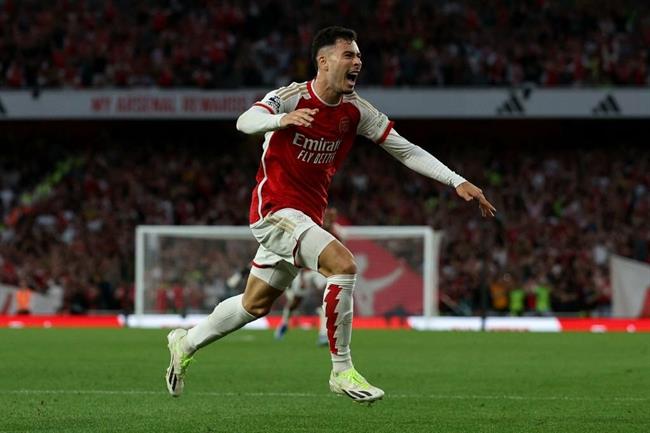 Martinelli từ chối nhận là người hùng Arsenal trước Man City